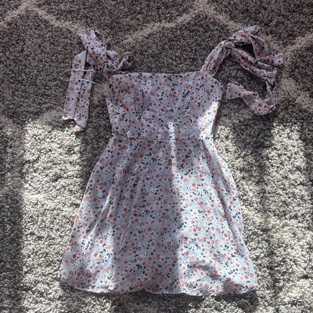 Francesca’s purple floral mini dress